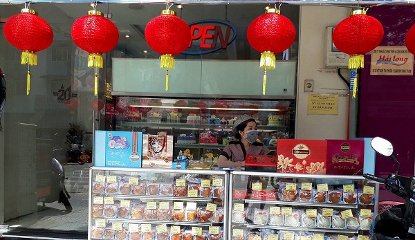 một cửa hàng bánh trung thu voh.com.vn