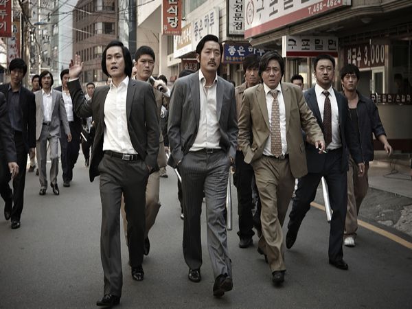 Phim xã hội đen Hàn Quốc: Những bức hình về phim xã hội đen Hàn Quốc sẽ khiến bạn phấn khích và quyến rũ bởi cốt truyện hấp dẫn, diễn xuất tuyệt vời và khả năng tạo hình độc đáo chỉ có ở điện ảnh Hàn Quốc.