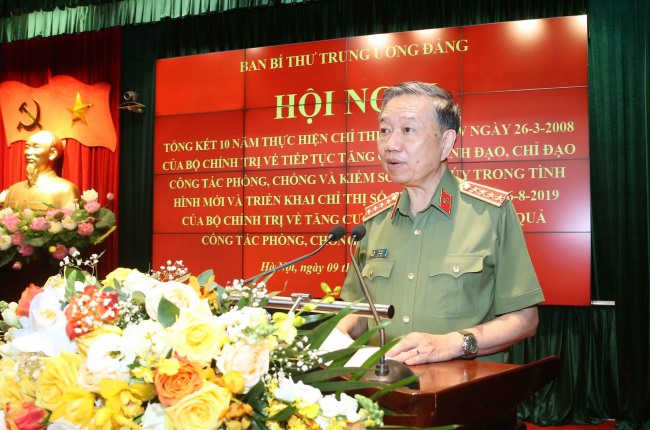 Bộ trưởng Bộ Công an Tô Lâm phát biểu tại hội nghị. Ảnh: VGP/Lê Sơn