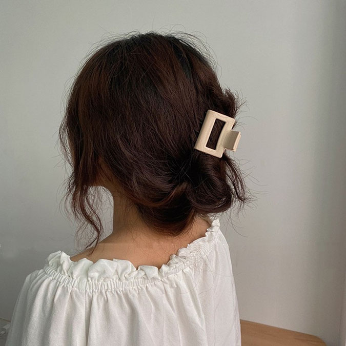 Kẹp tóc dài Hàn Quốc ‘xinh ngất’ và cách tạo kiểu tóc thanh lịch, trendy 16