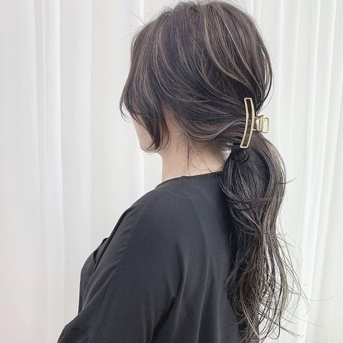 Kẹp tóc dài Hàn Quốc ‘xinh ngất’ và cách tạo kiểu tóc thanh lịch, trendy 39