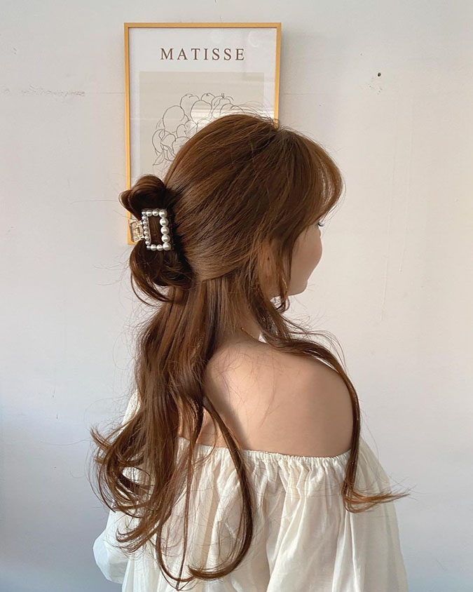 Kẹp tóc dài Hàn Quốc ‘xinh ngất’ và cách tạo kiểu tóc thanh lịch, trendy 52