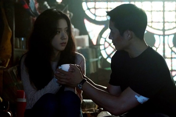 Snowdrop tập 11: Jisoo và Jung Hae In cuối cùng cũng có cảnh hôn cực ‘cháy’ 4