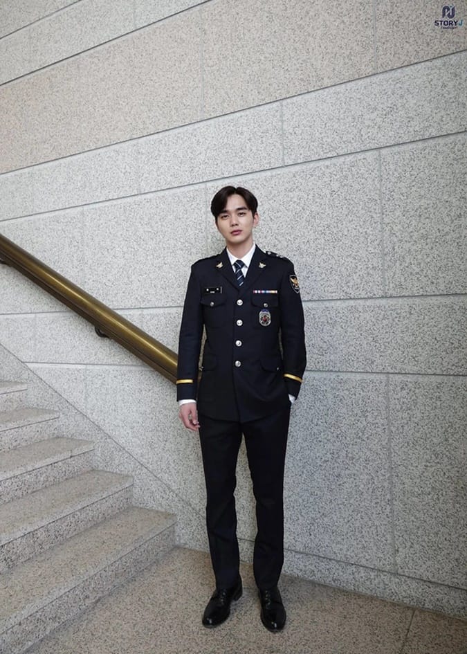 Tổng hợp dàn mỹ nam làm xao xuyến trái tim nữ nhi trong trang phục quân nhân Hàn Quốc 5