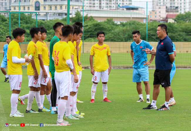 HLV hi vọng U20 Việt Nam cải thiện tâm lý - ĐT nữ U18 Việt Nam thắng ngược chủ nhà Indonesia
