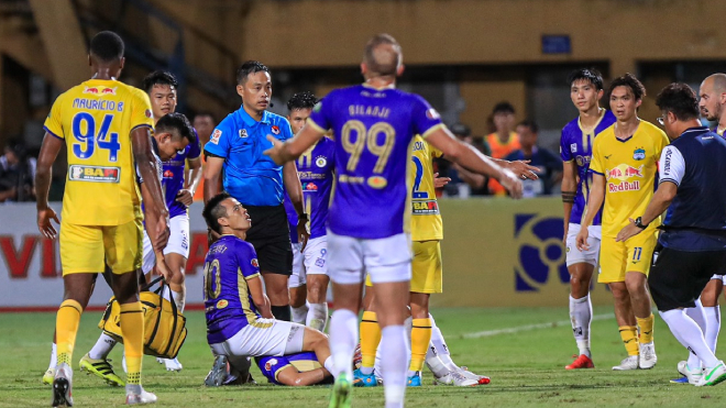 Referee Wu Weilan was not on duty in the 13th round - Cong Phuong has not recovered his fitness
